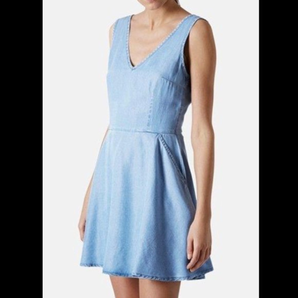 (SIZE 4) Topshop Denim V-Neck Skater Dress